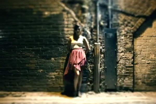 Dj Shadow - Listen (Video)