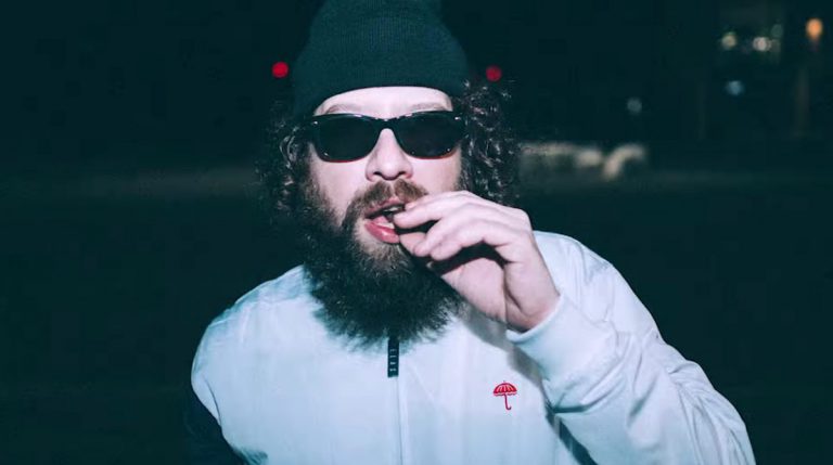 Curly – Wie ich (prod. Enaka & Max Mostley) // Video